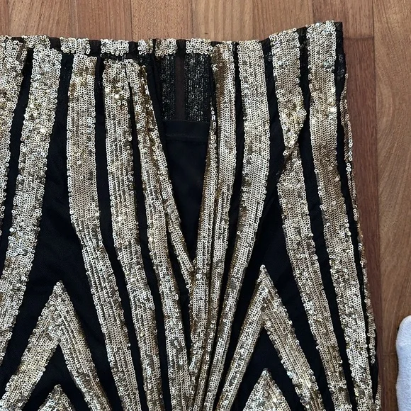 Sequin dress gold and black size medium - Picture 4 of 7